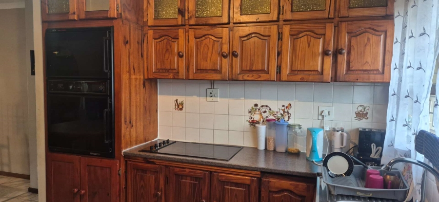 3 Bedroom Property for Sale in Braelyn Eastern Cape